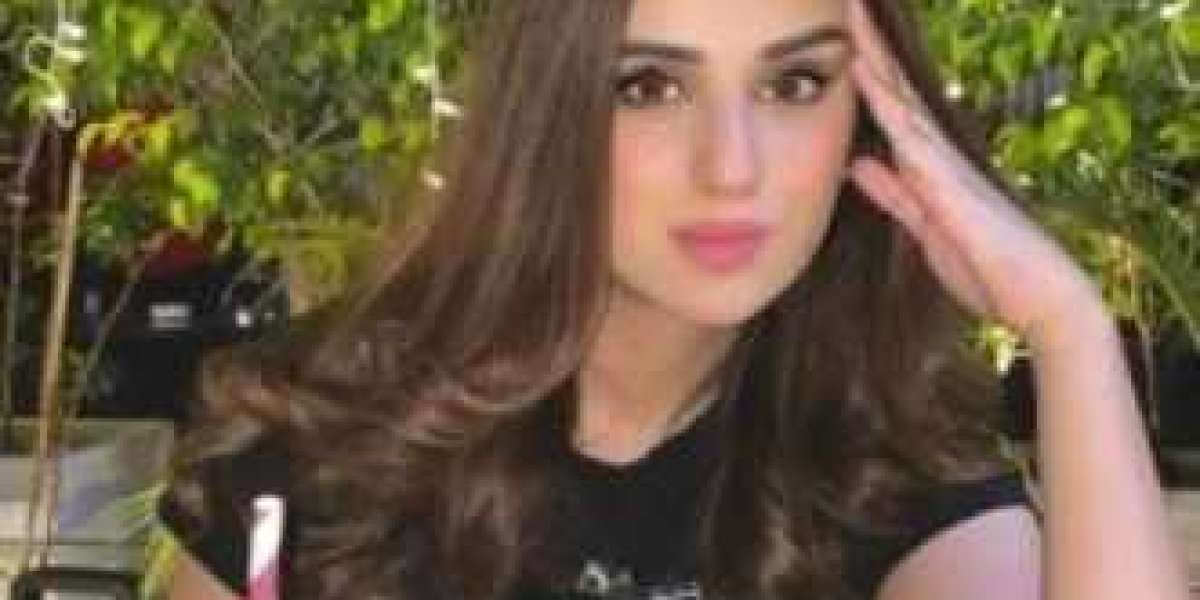 Escort Girl In Istanbul	+905541348396